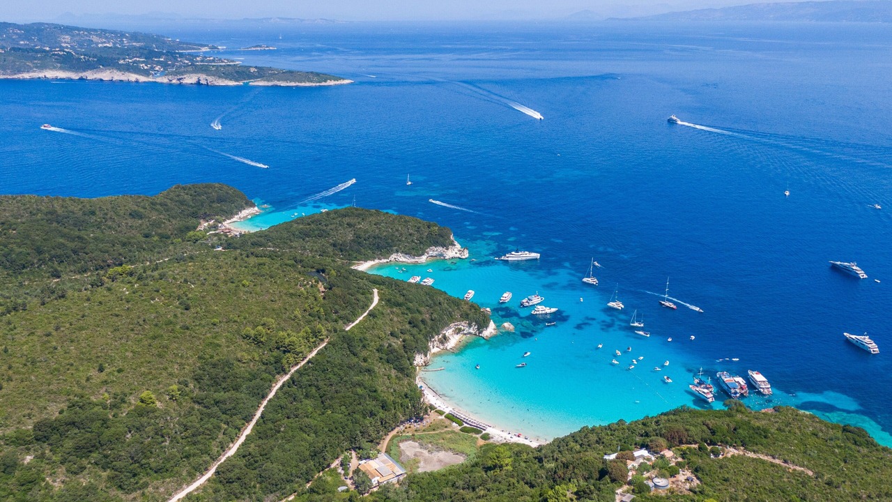 Photo of Outdoor in Antipaxos