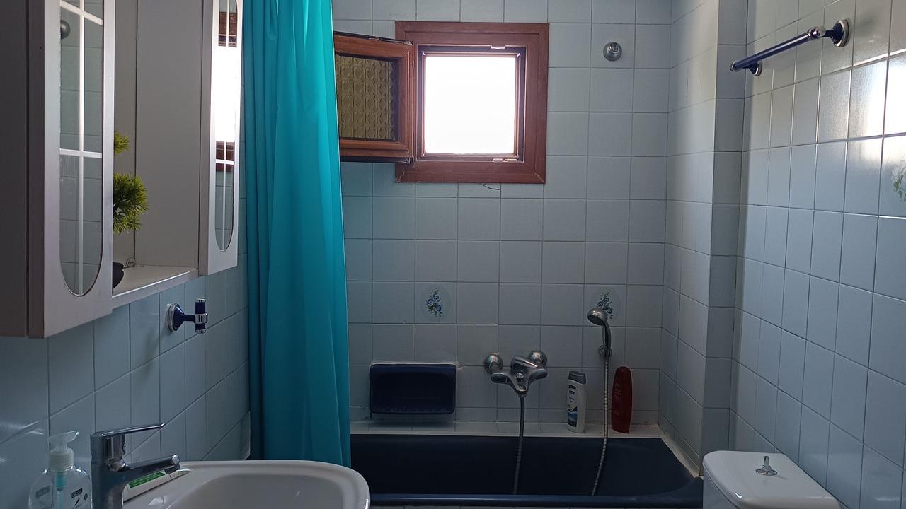 Photo of Bathroom in Neoi Epivates