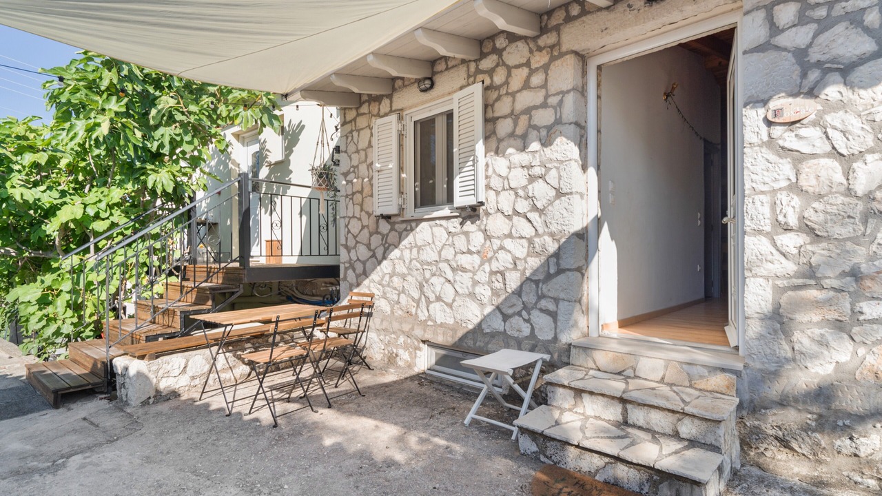 Photo of Outdoor in Evgiros