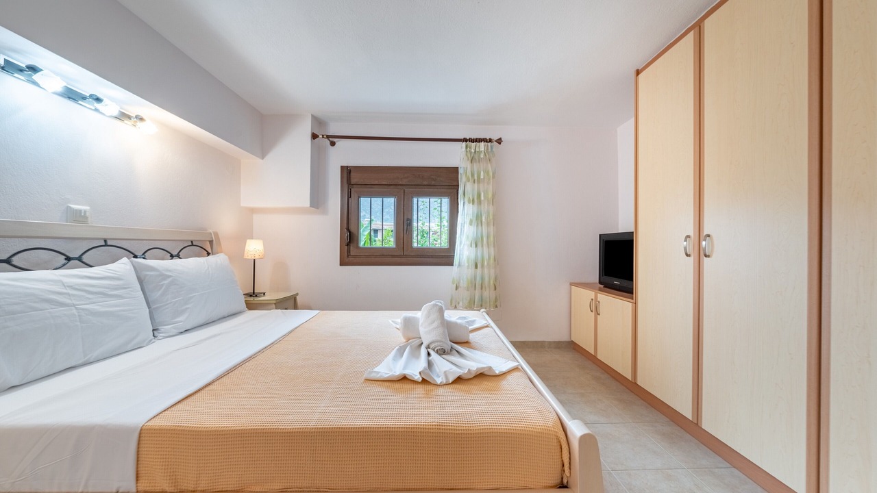 Photo of Bedroom in Sivota