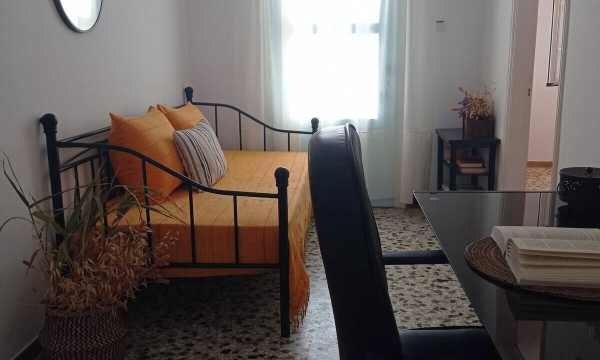 Photo of Bedroom in Kini