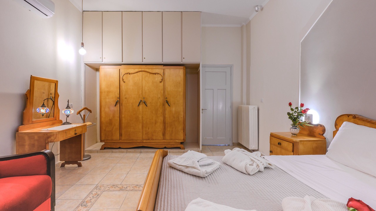 Photo of Bedroom in Chania Town