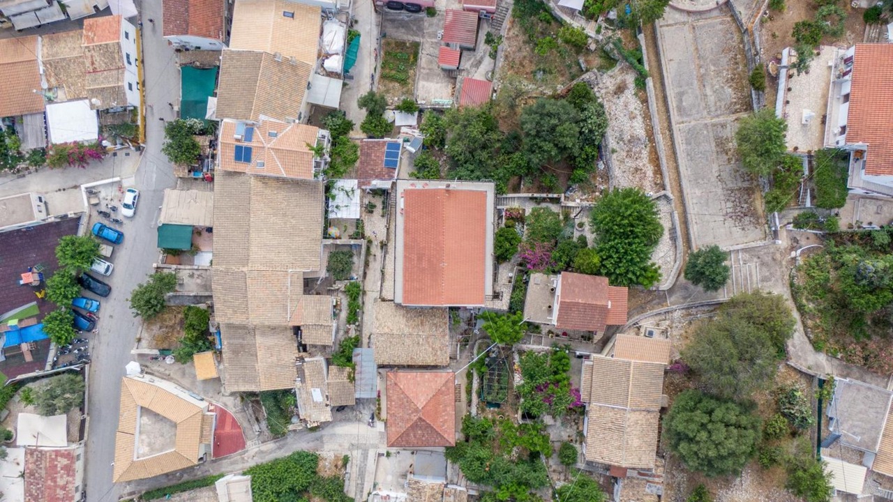 Photo of Others in Gaios