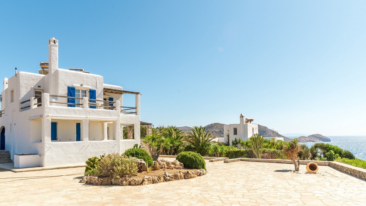 Photo of Outdoor in Kini