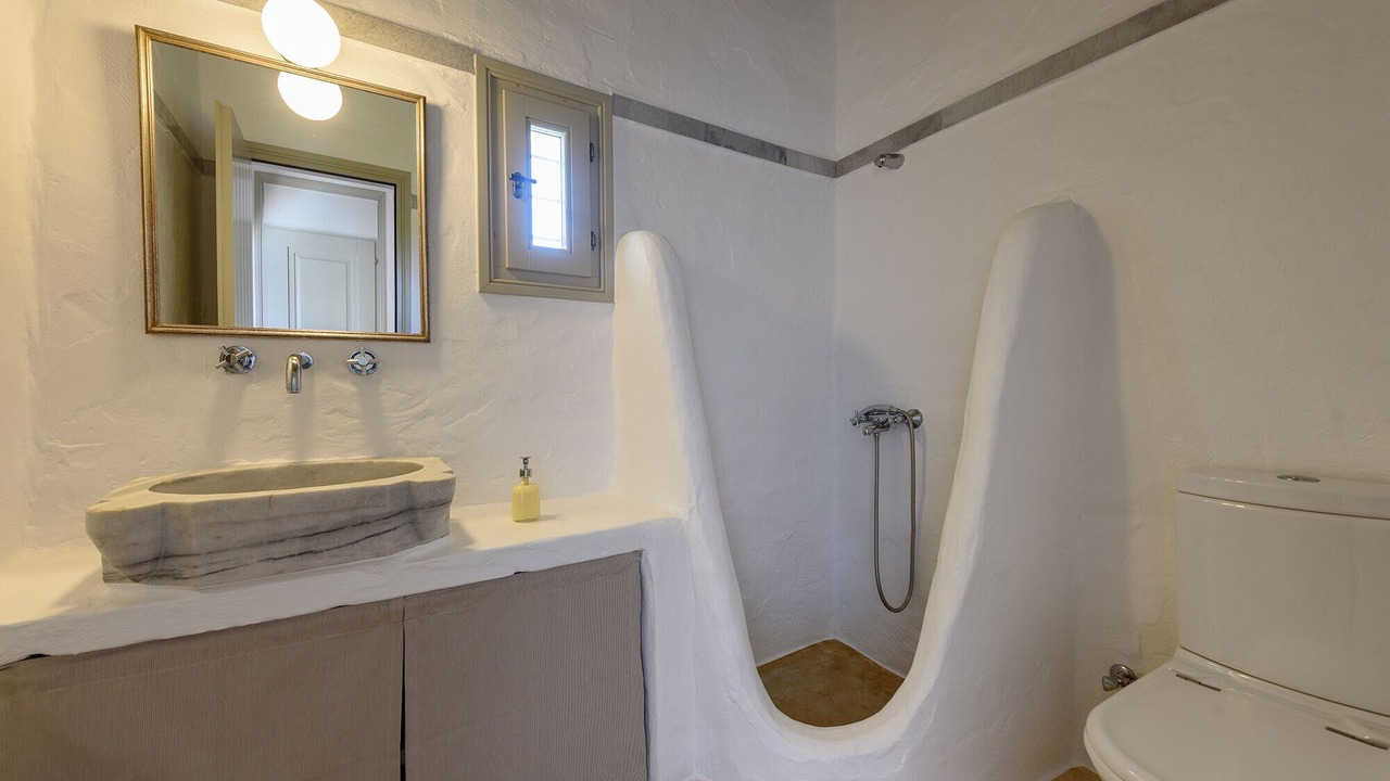 Photo of Bathroom in Logaras