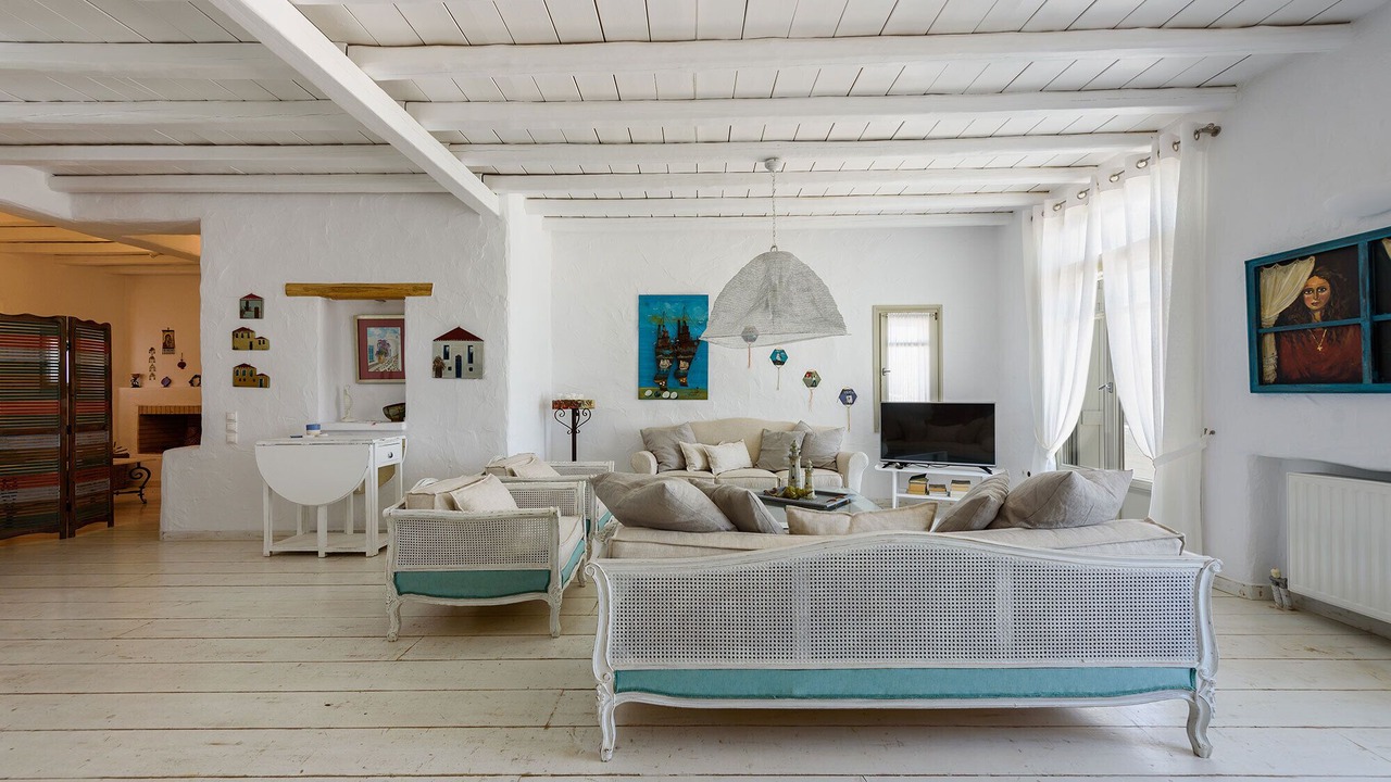 Photo of Livingroom in Logaras