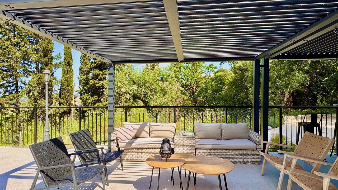 Photo of Patio Balcony in Achilleio