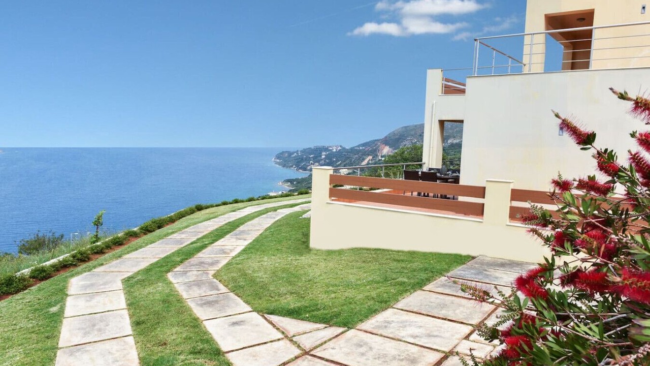 Photo of Patio Balcony in Megala Chorafia