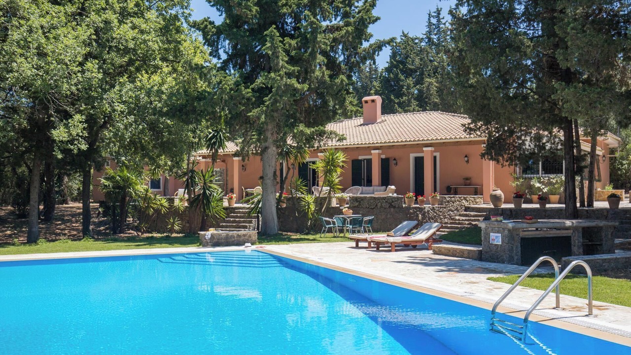 Photo of Outdoor in Perama