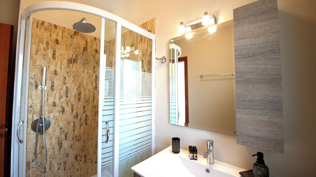 Photo of Bathroom in Poulades