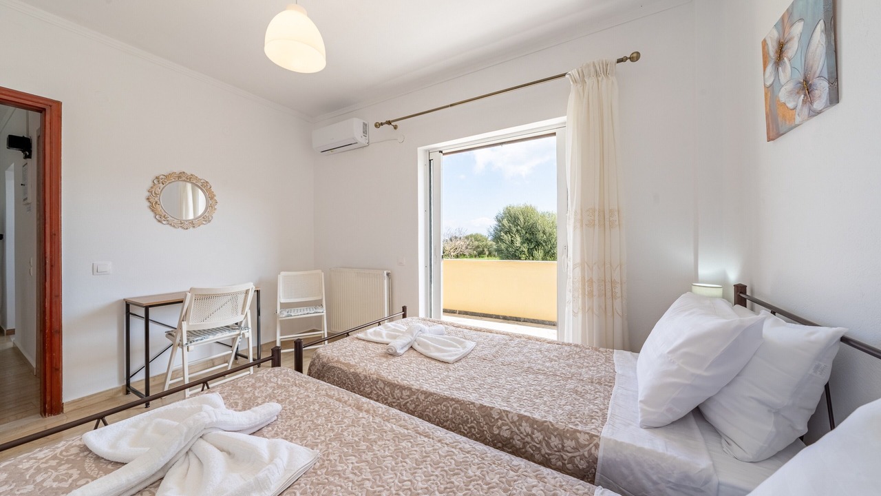 Photo of Bedroom in Almiros Beach