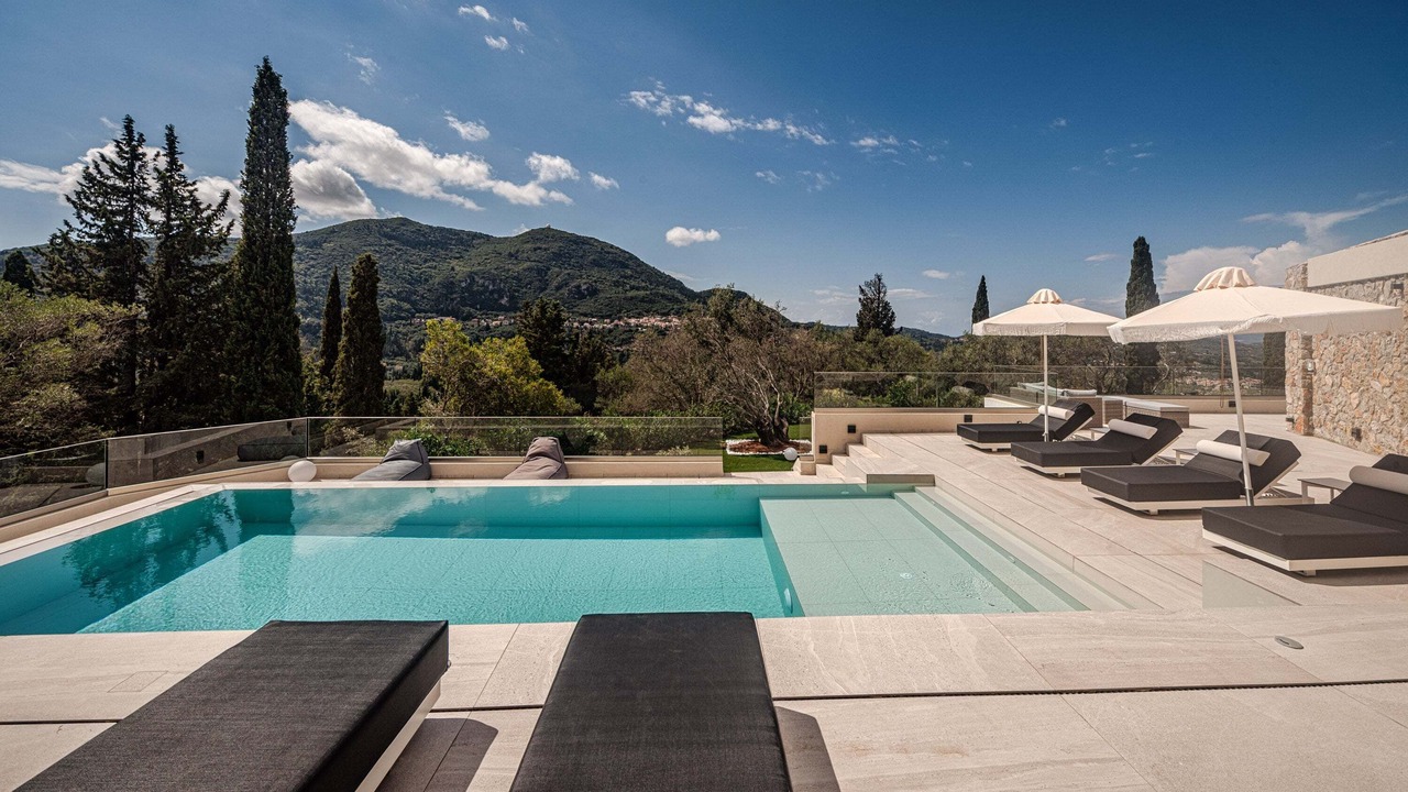 Photo of Outdoor in Achilleio