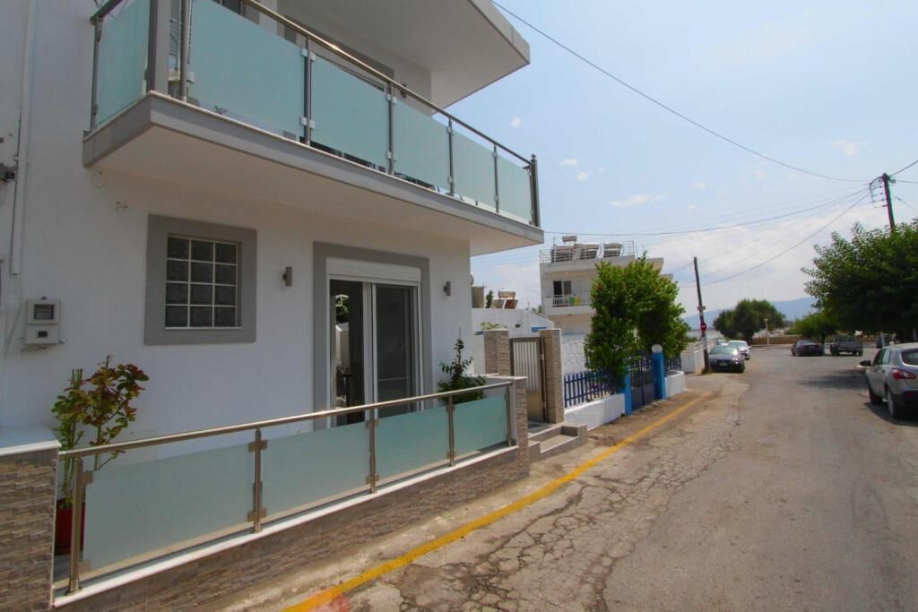 Photo of Outdoor in Haraki