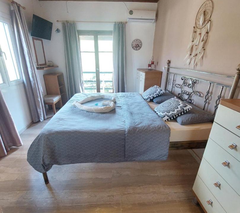 Photo of Bedroom in Liapades