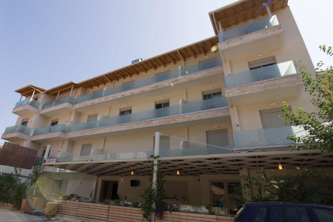 Photo of Others in Vassiliki