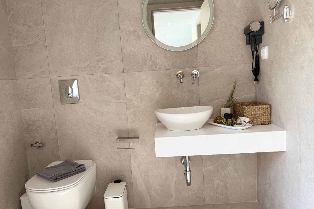 Photo of Bathroom in Megala Chorafia