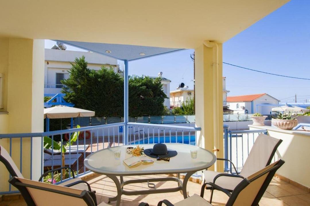 Photo of Patio Balcony in Kalo Nero