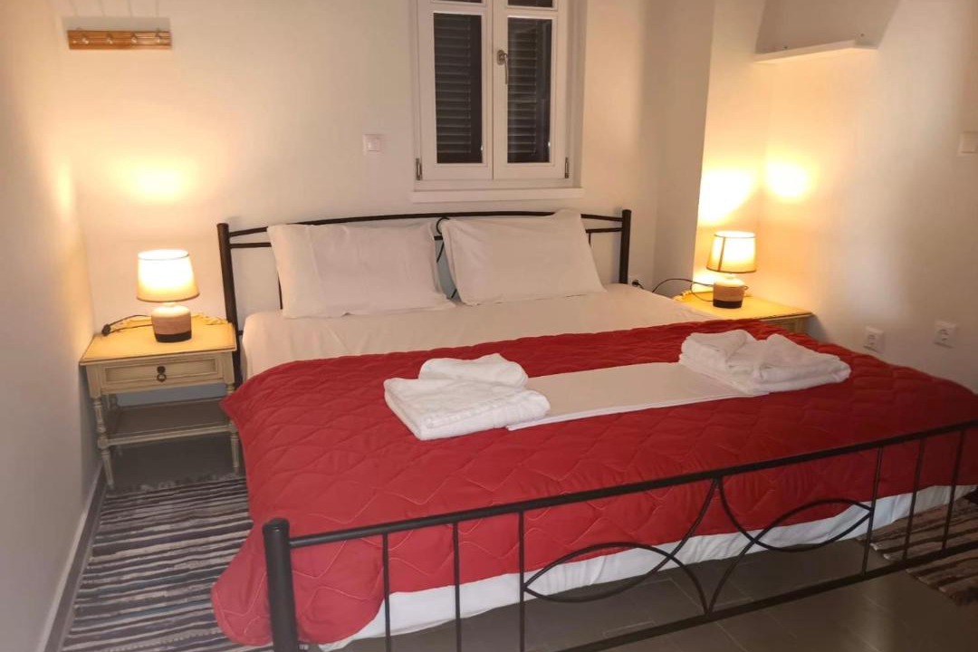 Photo of Bedroom in Trikolonoi