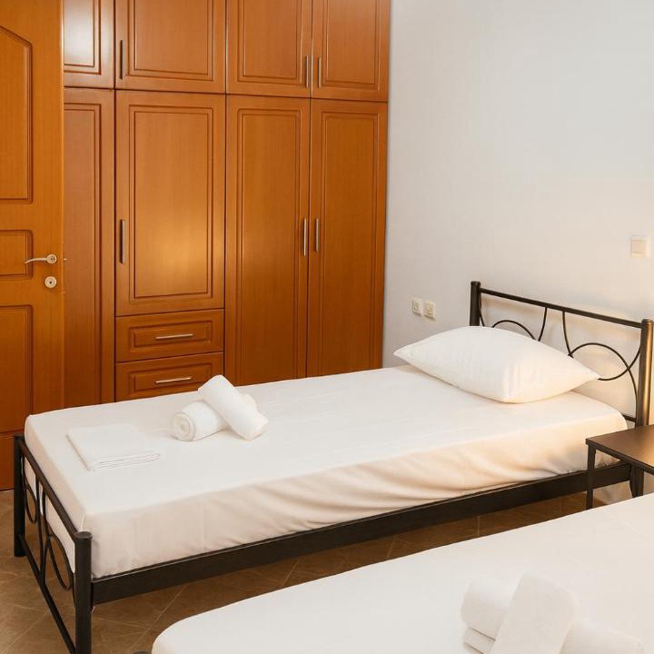 Photo of Bedroom in Analipsi