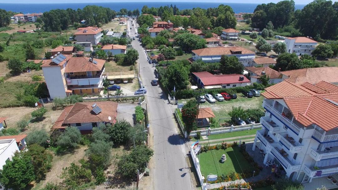 Photo of Others in Paralia Skotinis