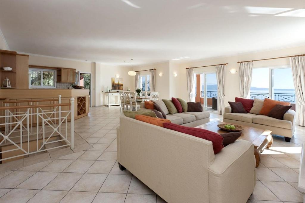 Photo of Livingroom in Katavolos