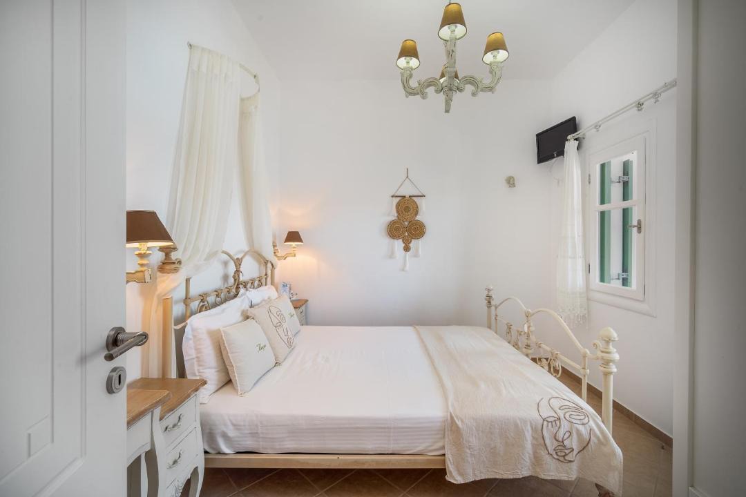 Photo of Others in Serifos