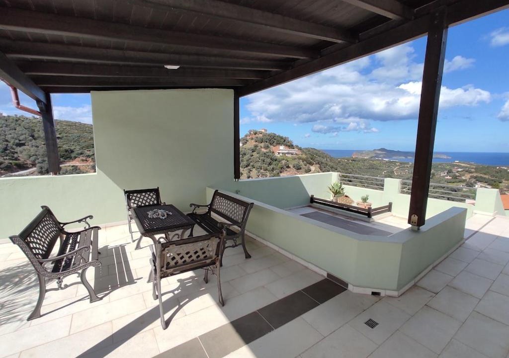 Photo of Patio Balcony in Stalos