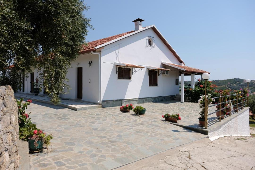 Photo of Others in Agios Stefanos Avliotes
