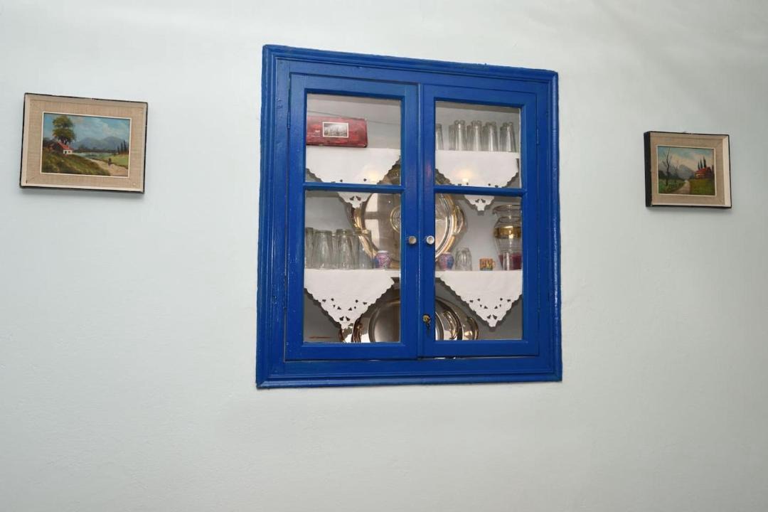 Photo of Others in Chlomos