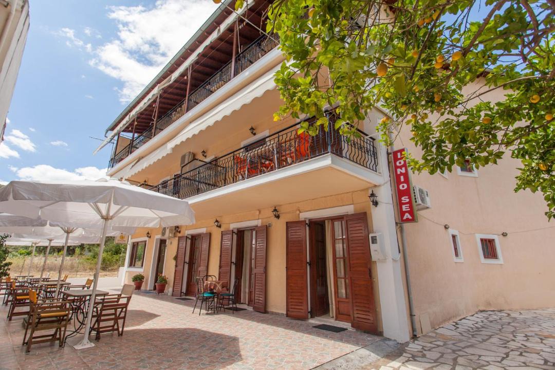 Photo of Others in Mikros Gialos