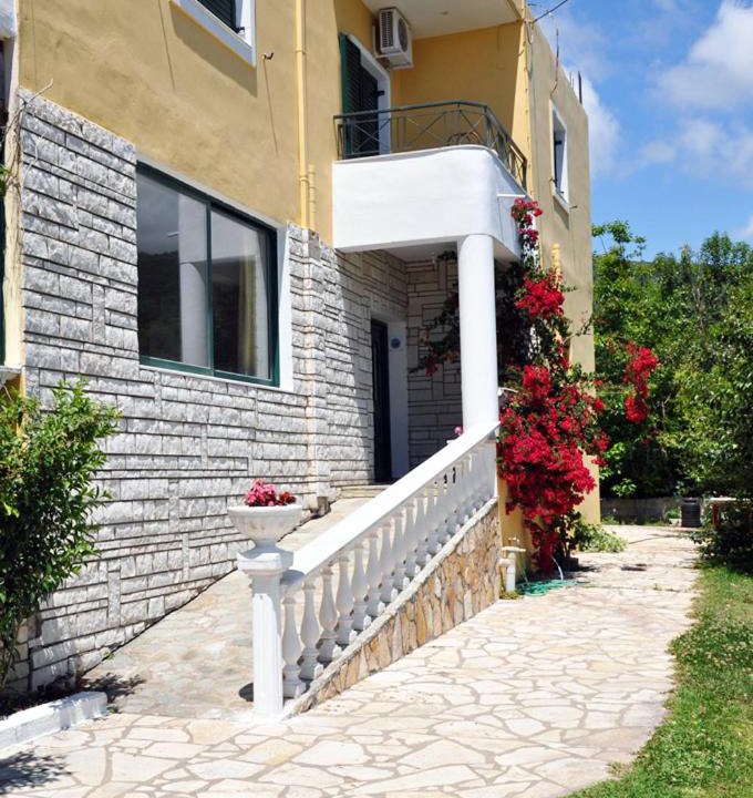 Photo of Others in Lygia