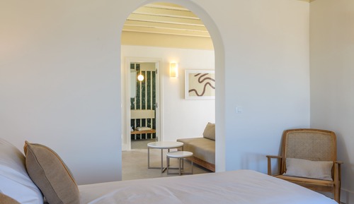 Sea and Pool View Suite
