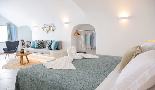 Panoramic Cave Suite, Jetted Tub, Sea View & Sunset View
