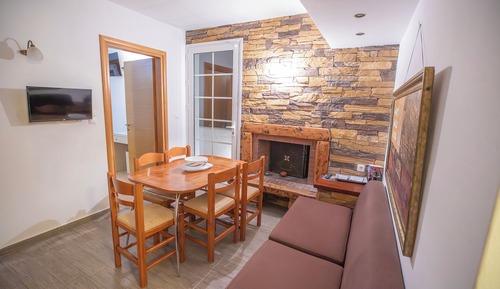 House, 2 Bedrooms