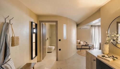 Junior Suite, Private Bathroom