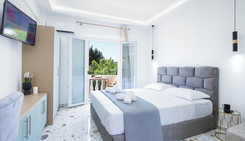 Deluxe Apartment, Beach View