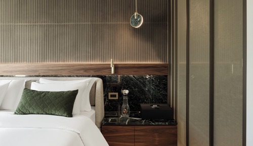 Deluxe Room with Balcony & Temple View
