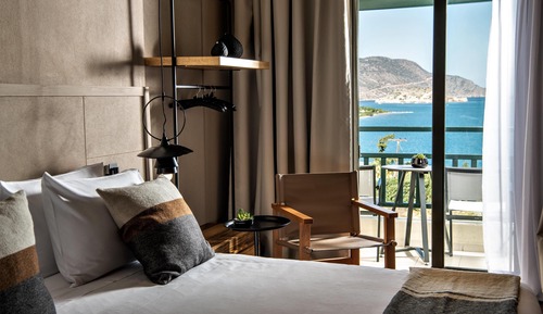 Room, 1 Queen Bed, Sea View (Sapphire Nest)