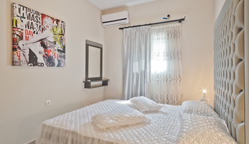 Luxury Apartment, Sea View, Ground Floor (Village View)