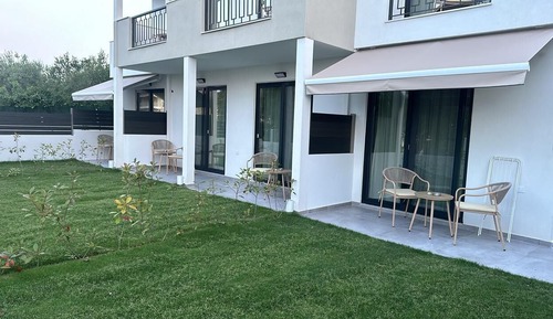 Deluxe Apartment, Balcony, Garden View