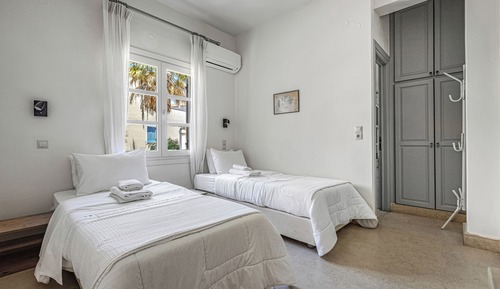 Standard Double or Twin Room with Window