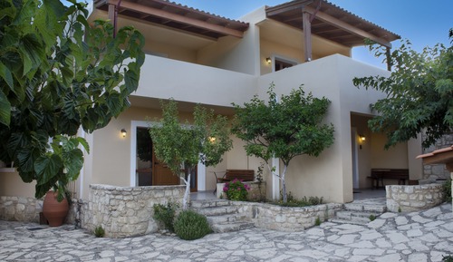 Traditional Duplex (Triple Room)