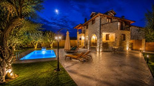 Villa with Private Pool