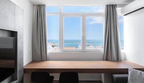 Suite with Sea View