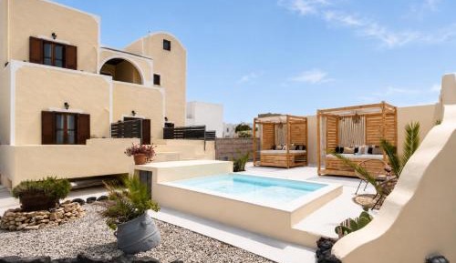 Suite with Outdoor Spa Bath