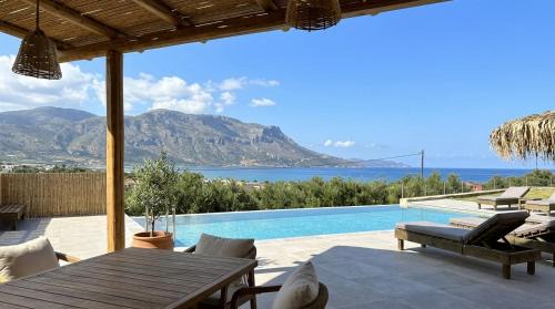 Three-Bedroom Vacation Home 