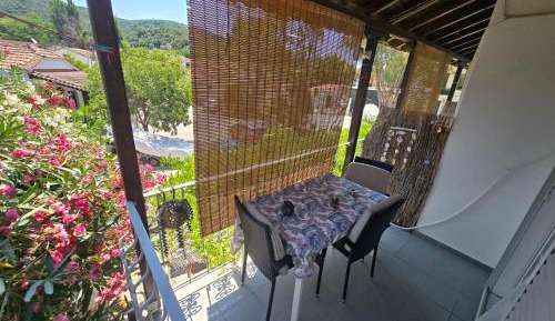 Triple Room with Balcony