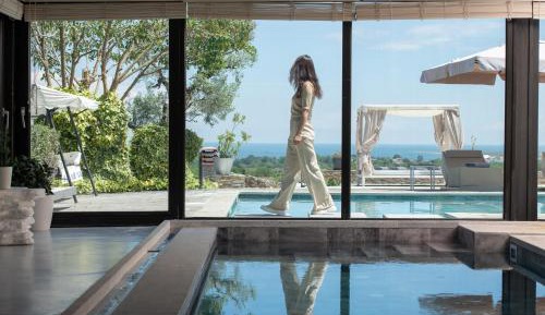 Villa with Private Pool and Sea View