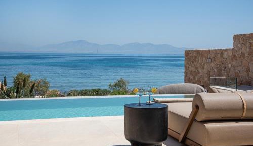  Deluxe Villa with Private Pool, Jacuzzi and sea view Callisti 3