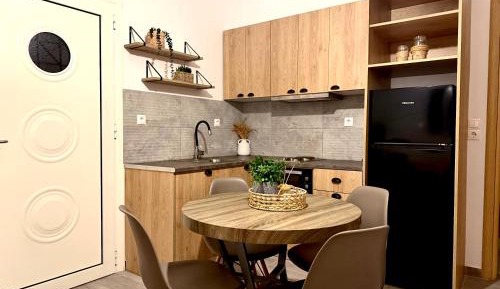 Apartment with Garden View